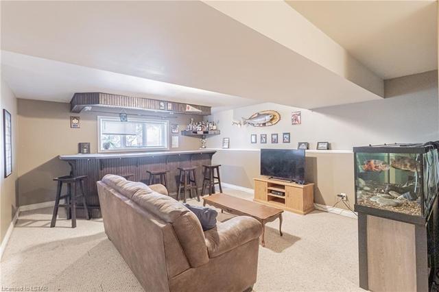 70844 B Line, House detached with 4 bedrooms, 2 bathrooms and null parking in South Huron ON | Image 24