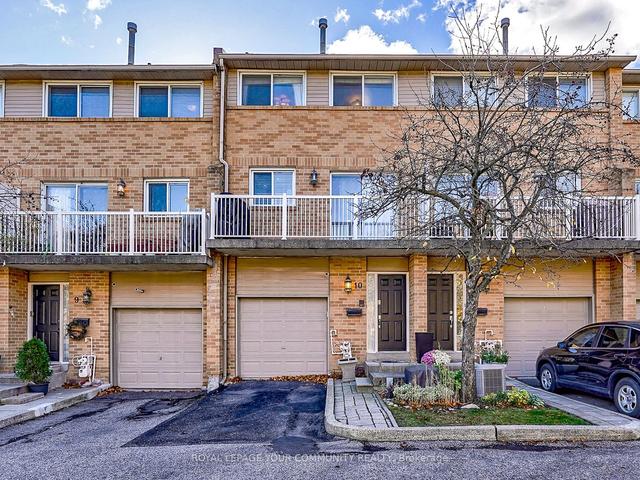 10 - 90 Henderson Ave, Townhouse with 3 bedrooms, 3 bathrooms and 2 parking in Markham ON | Image 1