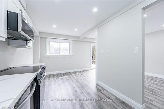 51 Paulander Dr, Townhouse with 3 bedrooms, 2 bathrooms and 2 parking in Kitchener ON | Image 7