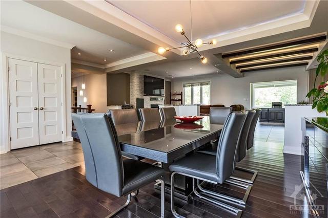 561 Tullamore Street, House detached with 4 bedrooms, 4 bathrooms and 14 parking in Ottawa ON | Image 6