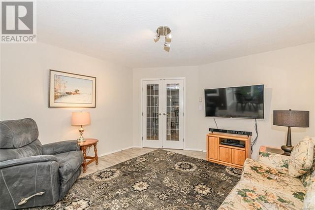 2383 Setchfield Ave, House detached with 4 bedrooms, 3 bathrooms and 3 parking in Langford BC | Image 12