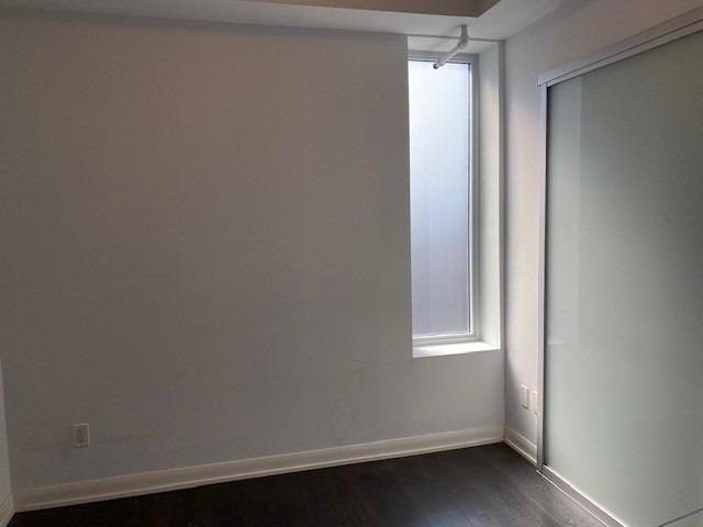 411 - 435 Richmond St W, Condo with 2 bedrooms, 2 bathrooms and 0 parking in Toronto ON | Image 3