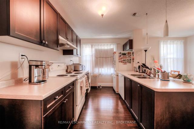 7 - 9 Rockwood Pl, Condo with 2 bedrooms, 1 bathrooms and 1 parking in Hamilton ON | Image 14