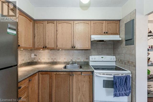 605 - 1964 Main Street W, Condo with 2 bedrooms, 1 bathrooms and 1 parking in Hamilton ON | Image 17
