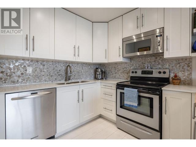 204 - 2159 Wall Street, Condo with 2 bedrooms, 1 bathrooms and 1 parking in Vancouver BC | Image 12