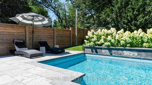 182 King St, House detached with 3 bedrooms, 2 bathrooms and 3 parking in Toronto ON | Image 21