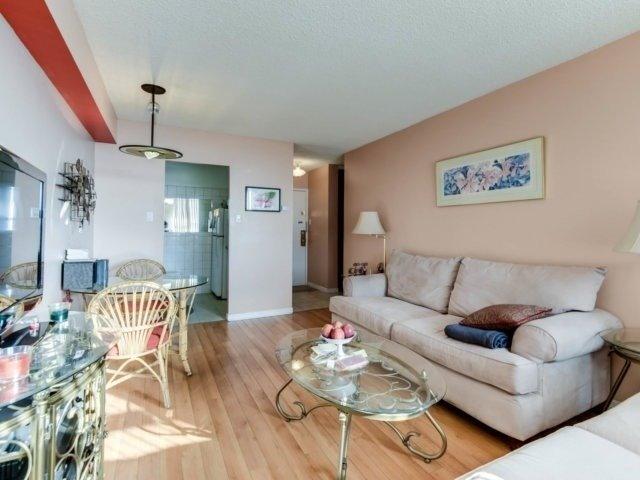 409 - 100 Lotherton Ptwy, Condo with 2 bedrooms, 1 bathrooms and 1 parking in Toronto ON | Image 13