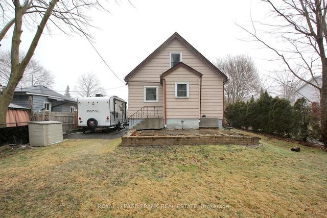 484 Montrave Ave, House detached with 3 bedrooms, 1 bathrooms and 3 parking in Oshawa ON | Image 18