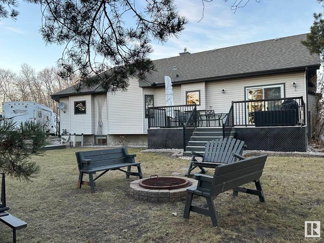 27519 79 Av, House detached with 4 bedrooms, 2 bathrooms and null parking in Stony Plain AB | Image 14