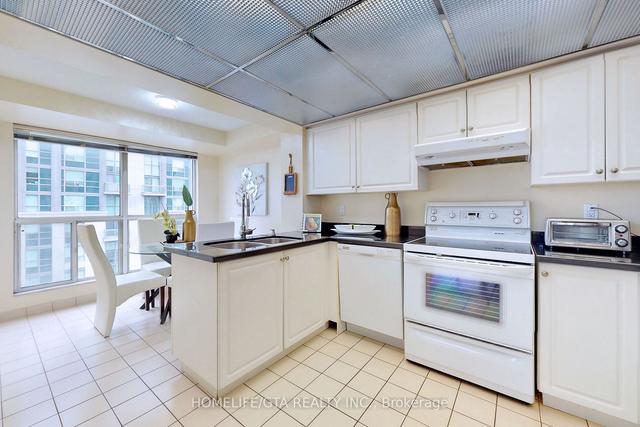 sph#211 - 28 Hollywood Ave, Condo with 2 bedrooms, 2 bathrooms and 1 parking in Toronto ON | Image 8