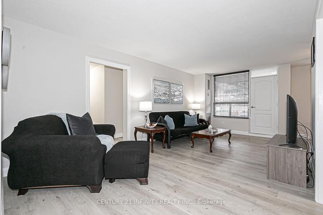 314 - 10 Edgecliff Gfwy, Condo with 3 bedrooms, 2 bathrooms and 1 parking in Toronto ON | Image 18