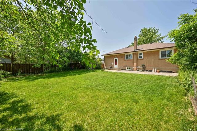 1394 Selkirk Avenue, House detached with 4 bedrooms, 2 bathrooms and null parking in Oakville ON | Image 42