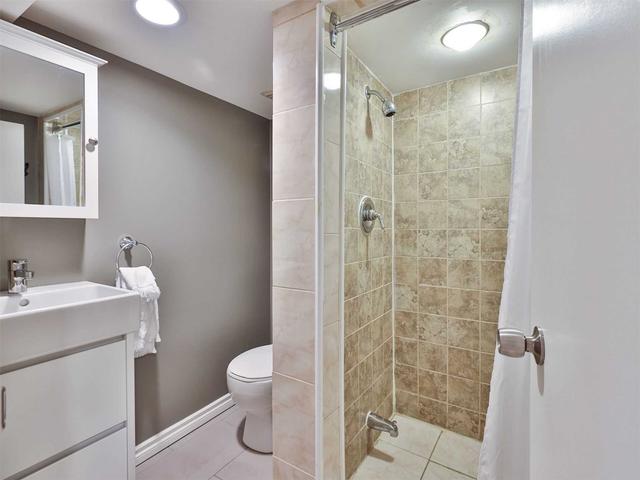 20 Balsam Rd, House detached with 3 bedrooms, 2 bathrooms and 1 parking in Toronto ON | Image 18