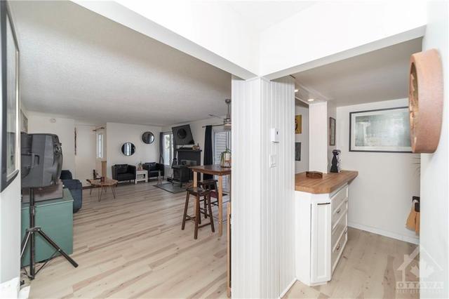170 Rushford Private, Townhouse with 3 bedrooms, 3 bathrooms and 3 parking in Ottawa ON | Image 5