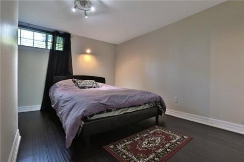 1410 Rebecca St, House detached with 2 bedrooms, 3 bathrooms and 4 parking in Oakville ON | Image 16