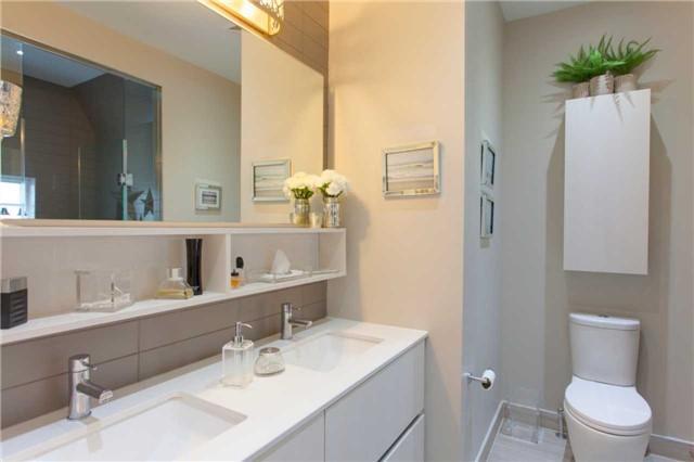 Th02 - 379 Madison Ave, Condo with 3 bedrooms, 3 bathrooms and 1 parking in Toronto ON | Image 13