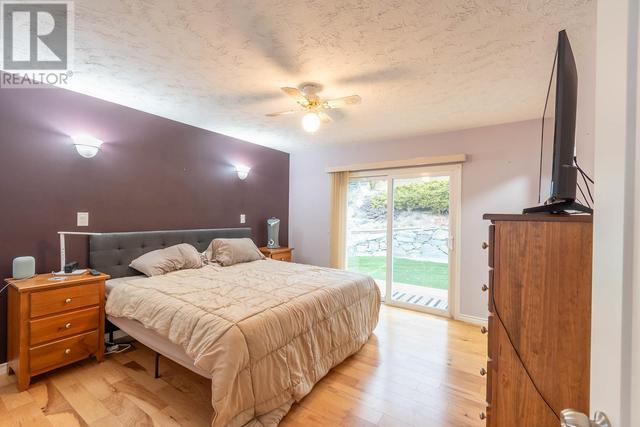 7715 Tronson Road, House detached with 5 bedrooms, 3 bathrooms and 6 parking in Vernon BC | Image 32