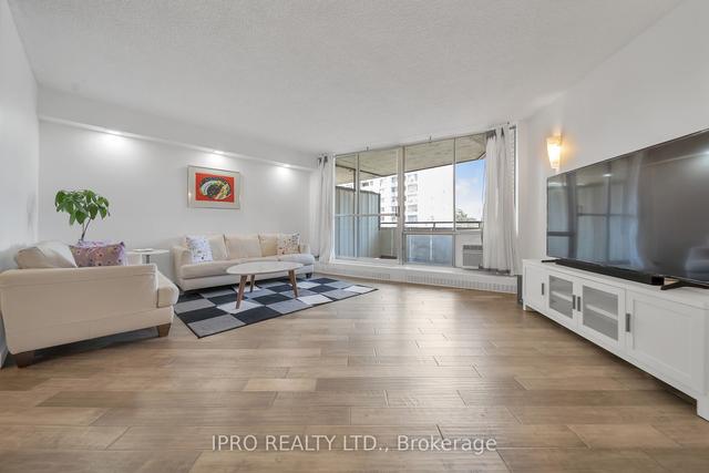 305 - 330 Dixon Rd, Condo with 2 bedrooms, 1 bathrooms and 1 parking in Toronto ON | Image 19