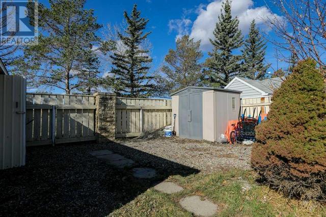 315 Heritage Crescent W, House detached with 5 bedrooms, 3 bathrooms and 4 parking in Lethbridge AB | Image 18