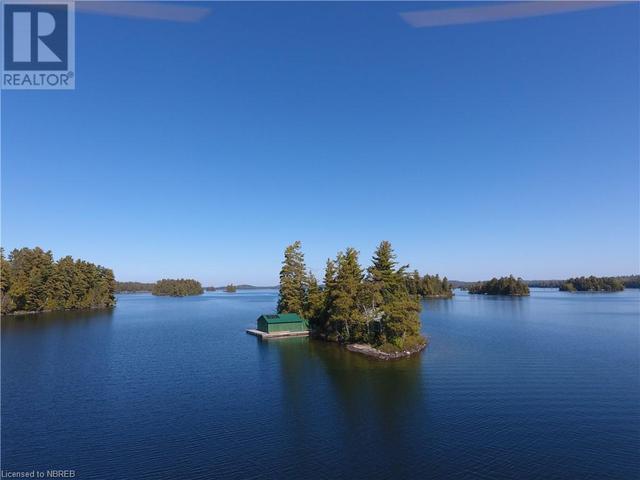 944 - 4 Lake Temagami, House detached with 2 bedrooms, 0 bathrooms and null parking in Temagami ON | Image 2