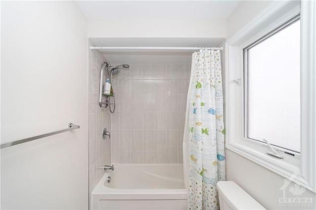 Tile flooring in the main bathroom | Image 23