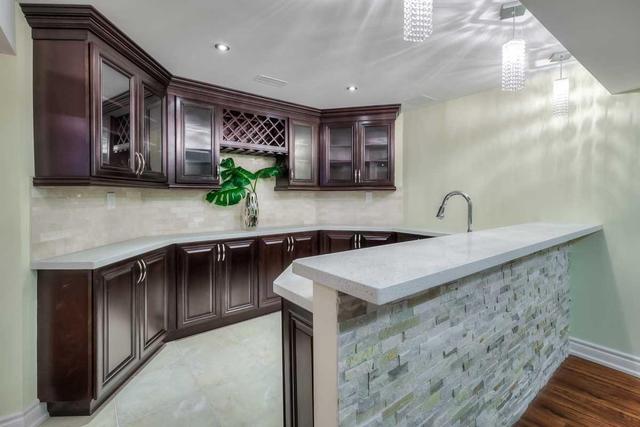 9 Mayflower Dr, House detached with 5 bedrooms, 6 bathrooms and 4 parking in Markham ON | Image 18