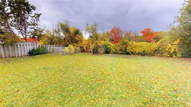 1220 Hilliard St, House detached with 4 bedrooms, 3 bathrooms and 6 parking in Peterborough ON | Image 17