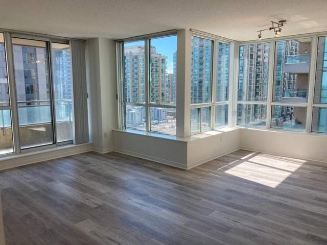 lph15 - 39 Pemberton Ave, Condo with 2 bedrooms, 2 bathrooms and 1 parking in Toronto ON | Image 1