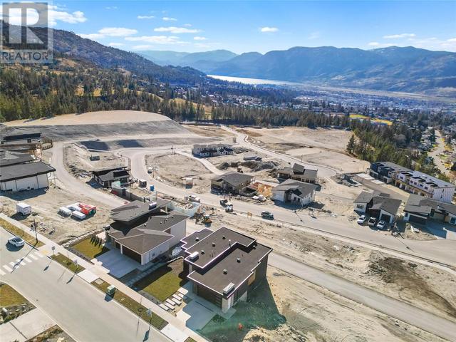 1087 Elk Street, House detached with 4 bedrooms, 3 bathrooms and 3 parking in Penticton BC | Image 51