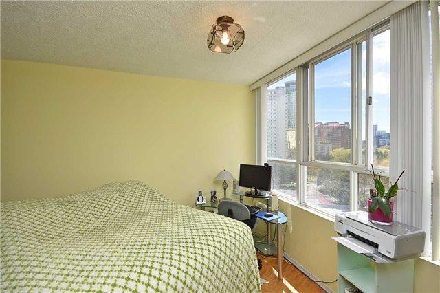809 - 3695 Kaneff Cres, Condo with 1 bedrooms, 1 bathrooms and 1 parking in Mississauga ON | Image 7
