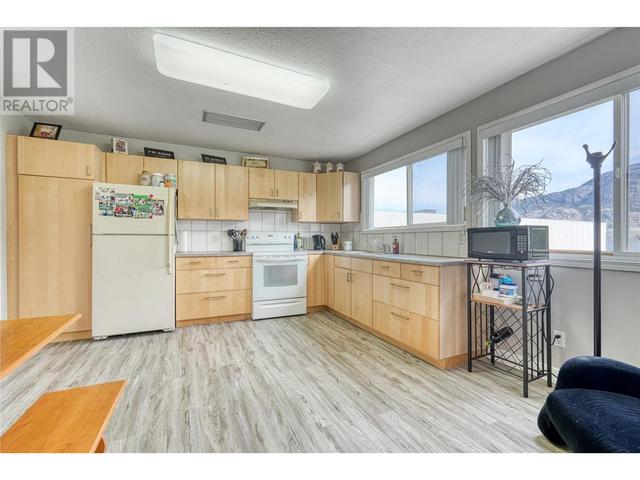 12221 87th Street, House detached with 4 bedrooms, 3 bathrooms and 2 parking in Okanagan Similkameen A BC | Image 33