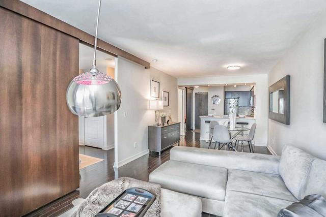 1102 - 50 Lynn Williams Ave, Condo with 1 bedrooms, 1 bathrooms and 1 parking in Toronto ON | Image 2