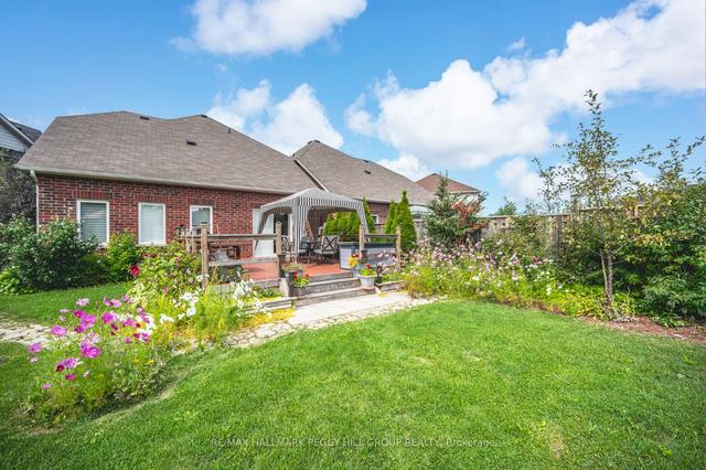 40 Pearcey Cres, House detached with 3 bedrooms, 4 bathrooms and 3 parking in Barrie ON | Image 7