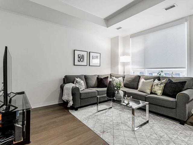 106 - 1100 Briar Hill Ave, Townhouse with 2 bedrooms, 2 bathrooms and 1 parking in Toronto ON | Image 7