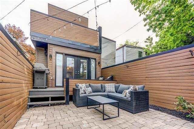 16 Austin Ave, House semidetached with 3 bedrooms, 4 bathrooms and 1 parking in Toronto ON | Image 20
