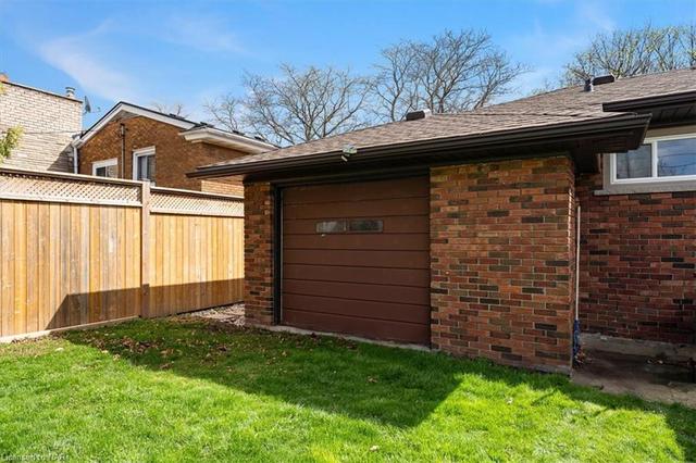 186 Price Avenue, House detached with 3 bedrooms, 1 bathrooms and 5 parking in Welland ON | Image 26