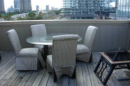 th 74 - 9 Windermere Ave, Townhouse with 2 bedrooms, 2 bathrooms and 1 parking in Toronto ON | Image 7