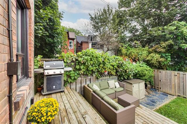 83 Marchmount Rd, House semidetached with 3 bedrooms, 2 bathrooms and 1 parking in Toronto ON | Image 28