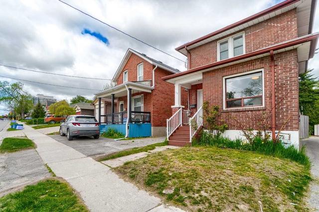 132 Adelaide East Ave, House detached with 3 bedrooms, 1 bathrooms and 4 parking in Oshawa ON | Image 12