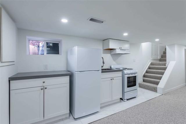 82 Rosemont Ave, House detached with 3 bedrooms, 3 bathrooms and 1 parking in Hamilton ON | Image 26