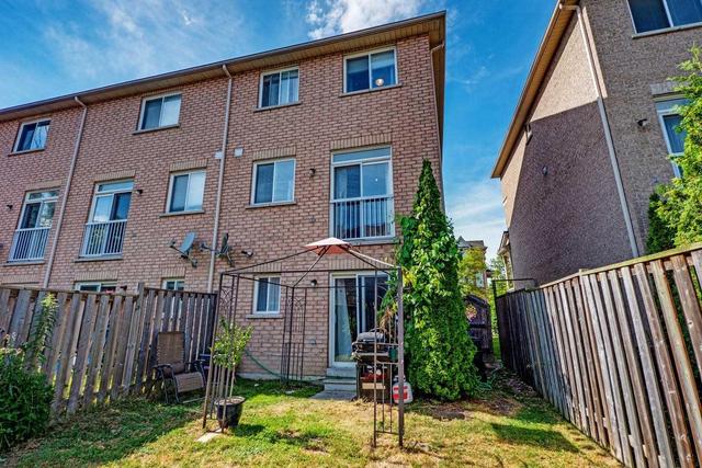 102 Wilkie Lane, Townhouse with 3 bedrooms, 3 bathrooms and 1 parking in Ajax ON | Image 18