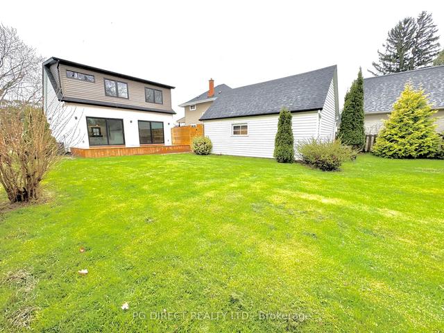 11 Nelles Rd N, House detached with 3 bedrooms, 2 bathrooms and 4.5 parking in Grimsby ON | Image 6