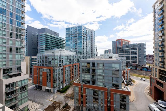 1007 - 68 Abell St, Condo with 2 bedrooms, 2 bathrooms and 1 parking in Toronto ON | Image 18
