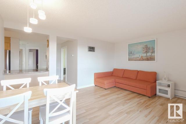 601 - 9715 110 St Nw, Condo with 2 bedrooms, 1 bathrooms and null parking in Edmonton AB | Image 15