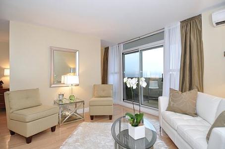 2810 - 40 Homewood Ave, Condo with 1 bedrooms, 1 bathrooms and 1 parking in Toronto ON | Image 7