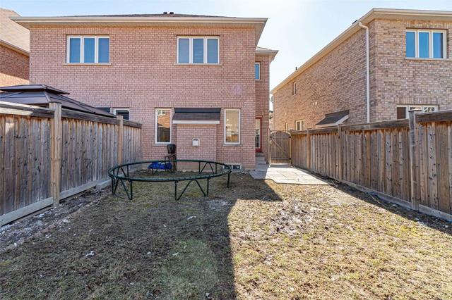 34 Pomell Tr, House semidetached with 3 bedrooms, 4 bathrooms and 3 parking in Brampton ON | Image 35
