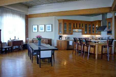 500 - 468 Wellington St W, Condo with 5 bedrooms, 3 bathrooms and 1 parking in Toronto ON | Image 2