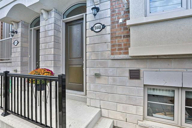 1044b Islington Ave, House attached with 3 bedrooms, 4 bathrooms and 2 parking in Toronto ON | Image 12
