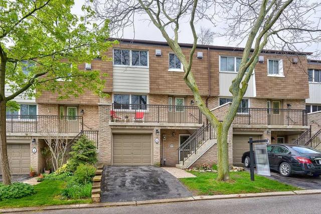 5 - 2120 Marine Dr, Townhouse with 3 bedrooms, 4 bathrooms and 1 parking in Oakville ON | Image 1