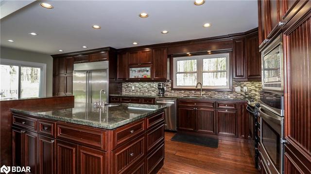 2242 5 Line N, House detached with 4 bedrooms, 3 bathrooms and 12 parking in Oro Medonte ON | Image 14